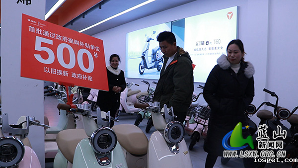 我县掀起“焕新”潮 激发消费活力1.jpg